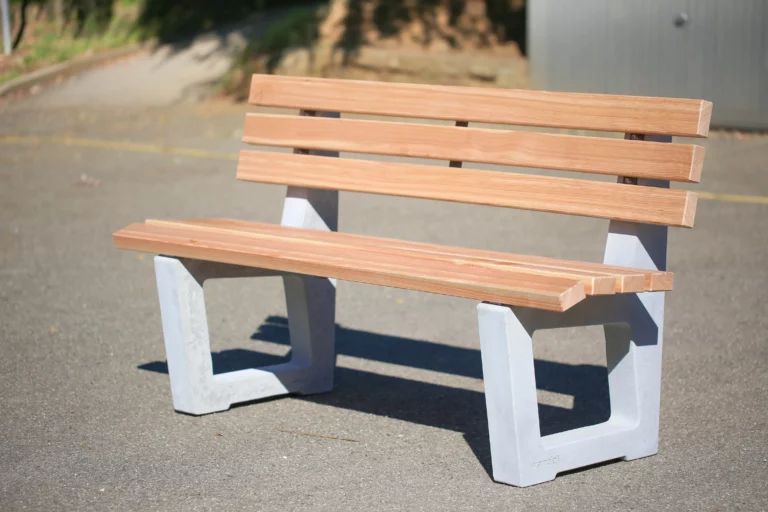 Banc parcum, structure en béton design