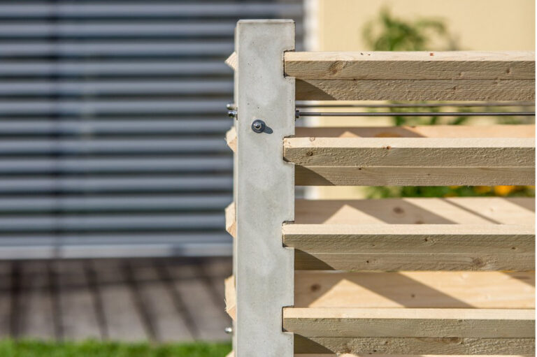 Accessoire et poteaux de rechange en béton pour composteurs