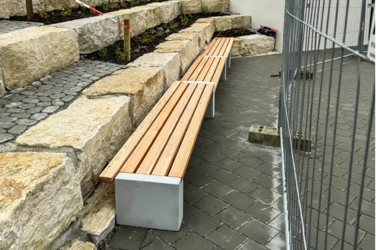 Banc modulaire plusieurs assises