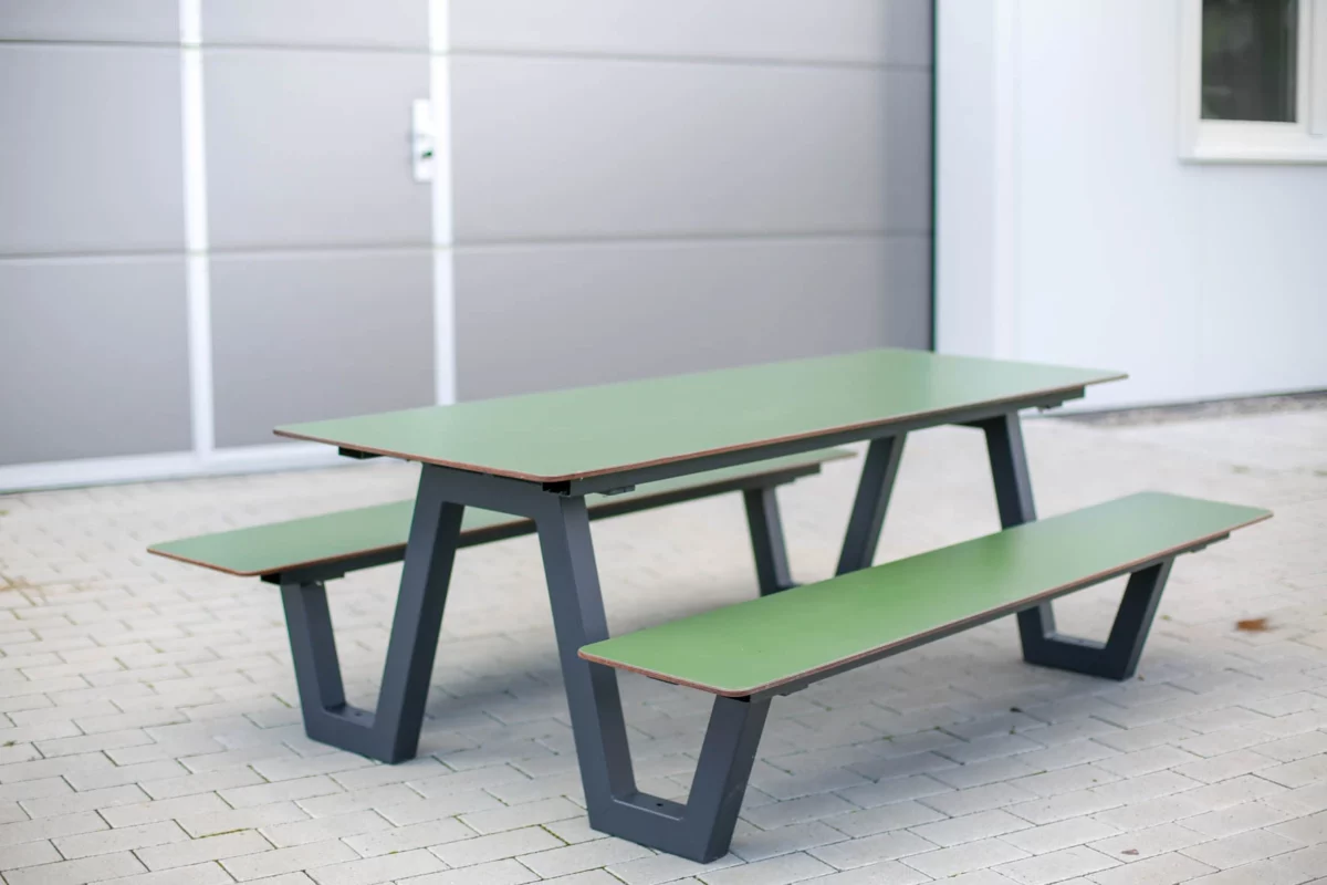 Gartenset Sitzgruppe für draußen, Tisch und Bänke aus HPL, wetterfest und langlebig